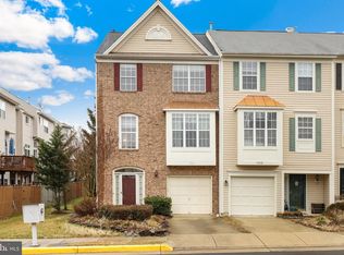 13217 Fox Ripple Ln, Herndon, VA 20171