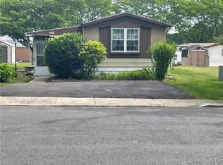 15 Liberty Ln, Mount Bethel, PA 18343