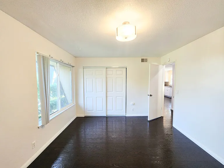 2700 Kilconway Ln — Photo 20