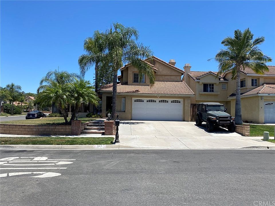 1st image of 387 S Arthur Cir