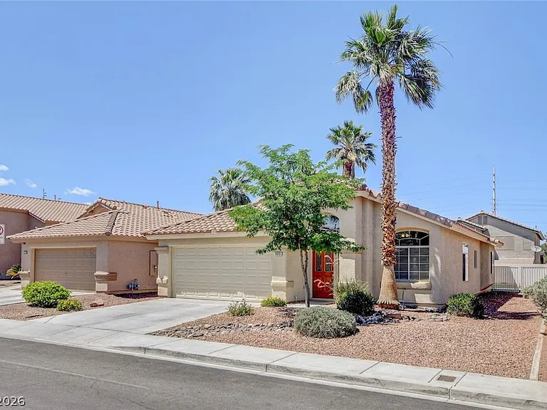 980 Sand Coral Dr — Photo 3