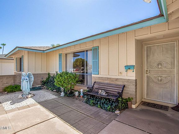5th image of 1251 E Manhatton Dr