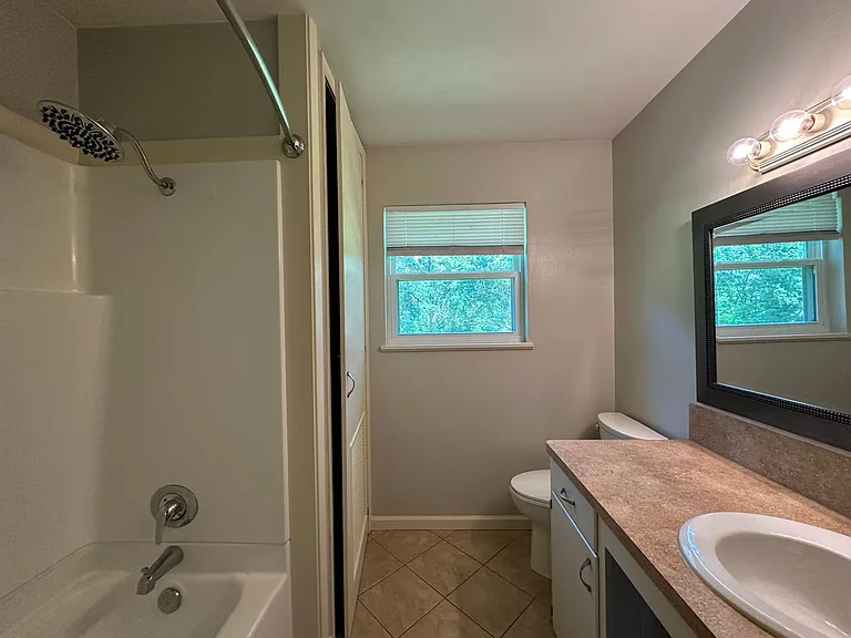 8142 Tina Dr — Photo 17