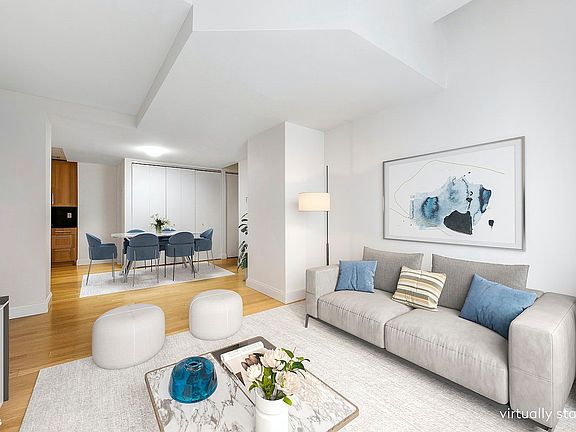 4th image of 88 Greenwich St #1015A