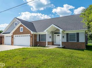 7210 Flamingo St, Algonac, MI 48001