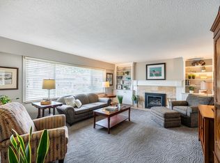 11384 74th Ave, Delta, BC V4C1E1