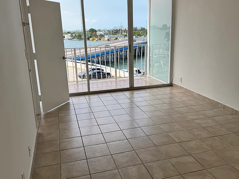 7601 E Treasure Dr #717 — Photo 15
