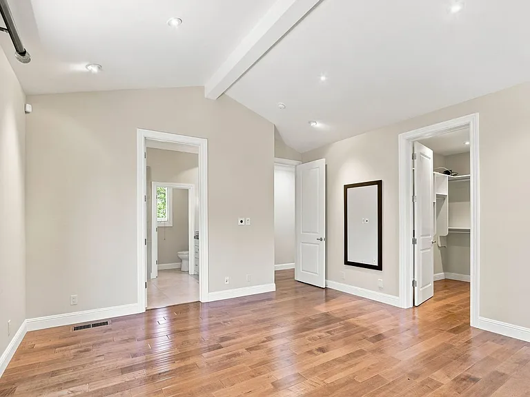 16771 Frank Ave — Photo 8