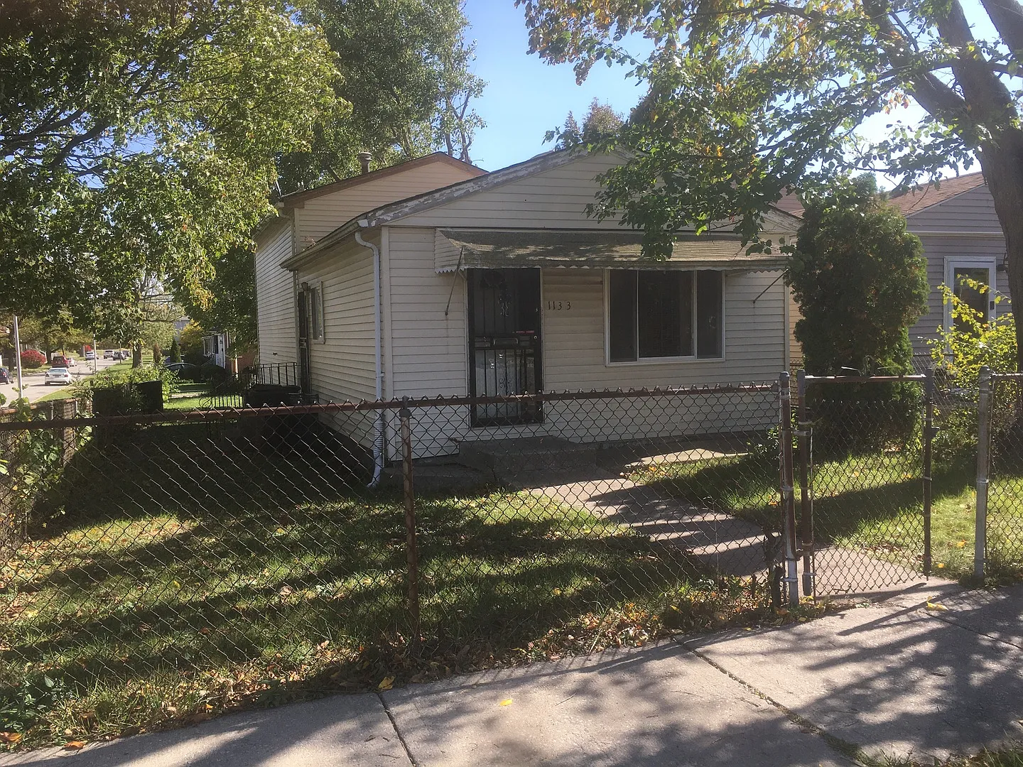 11333 S Vincennes Ave photo 1