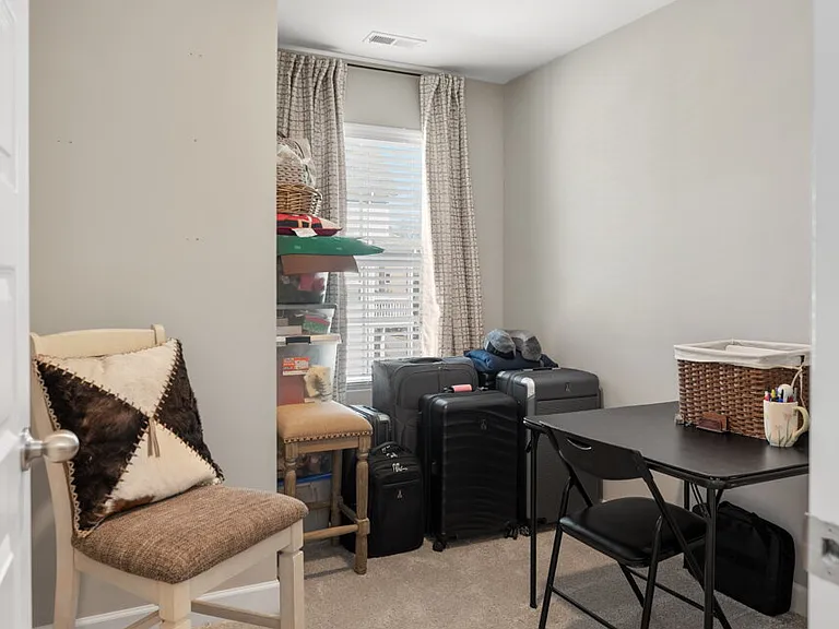 1022 Emery Bay Cir — Photo 21