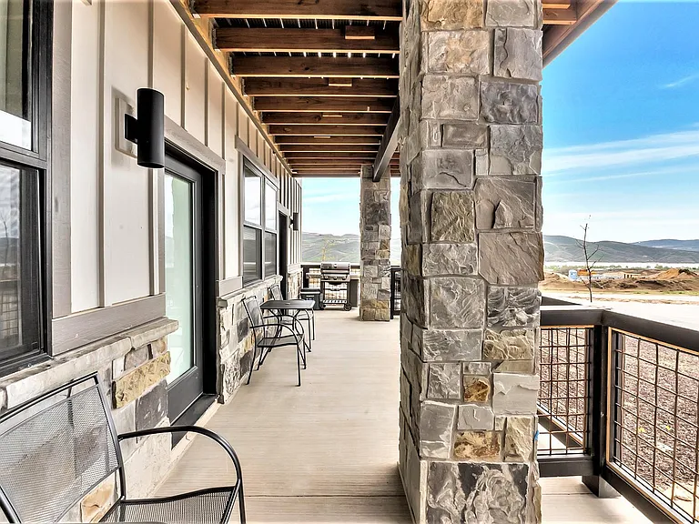 1145 E Helling Cir #103 — Photo 32