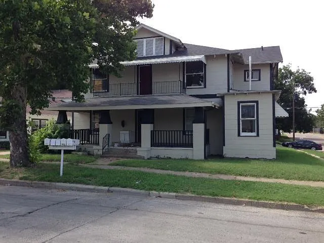 3100 Avenue G — Photo 12