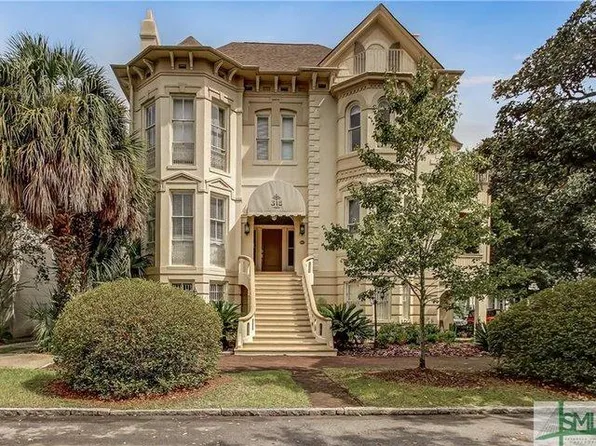 318 E Gaston St APT 1, Savannah, GA 31401