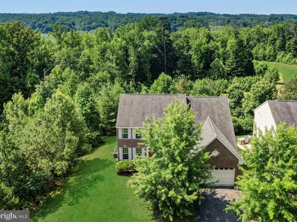 2301 Buoy Ct, Woodbridge, VA 22191