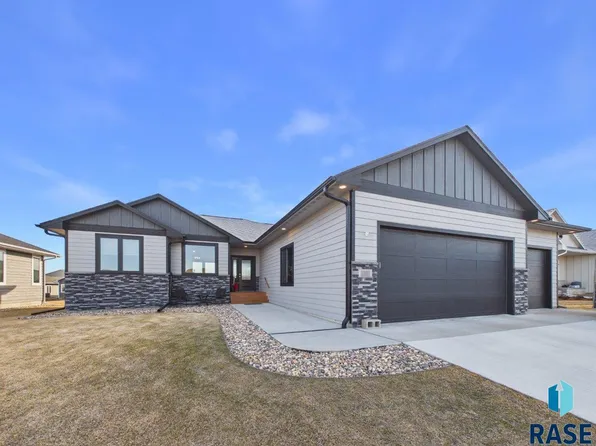 600 Quartzite Ave, Tea, SD 57064