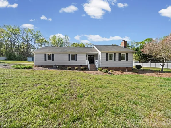 1235 Virginia Dare Dr, Rock Hill, SC 29730