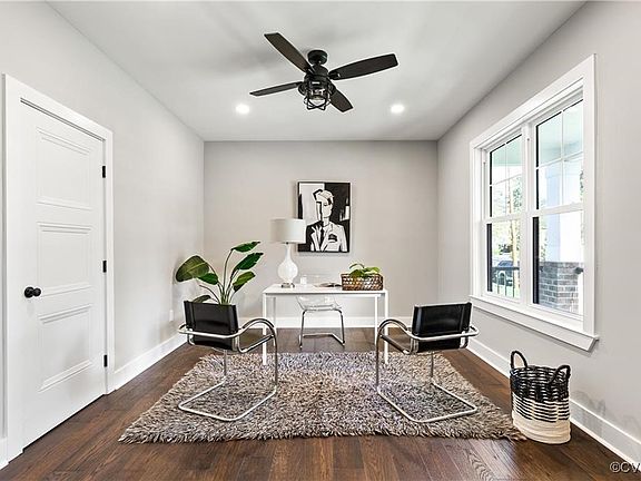 4th image of 4805 Augusta Ave