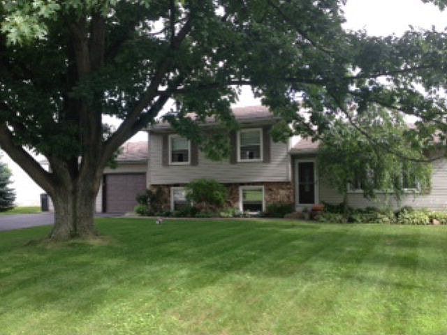 1st image of 1696 Victoria Ct