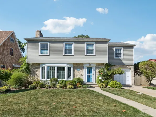 866 S 2nd Ave, Des Plaines, IL 60016