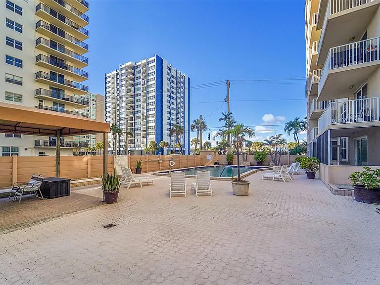 1401 S Ocean Dr #502 — Photo 42