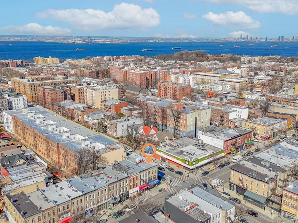 7502 Third Avenue image 8 of 8