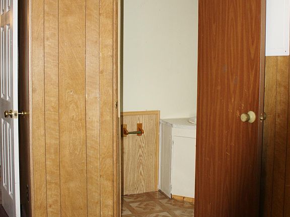 5th image of 122 Jax Dr #3AA