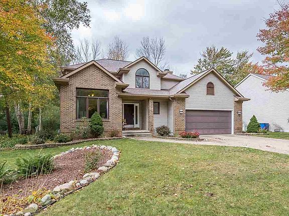 2nd image of 4413 Trail Wood Cir S