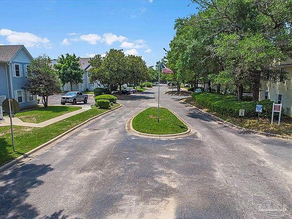 5th image of 601 E Burgess Rd APT J2