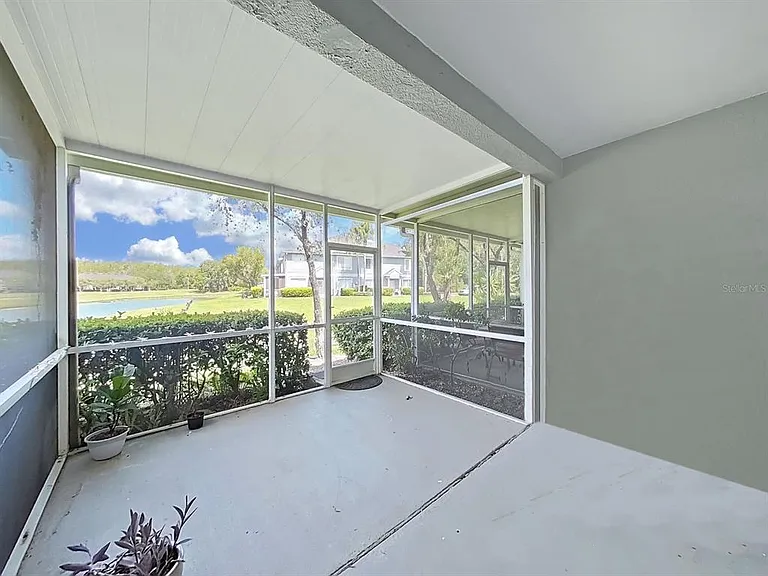 18126 Paradise Point Dr — Photo 26