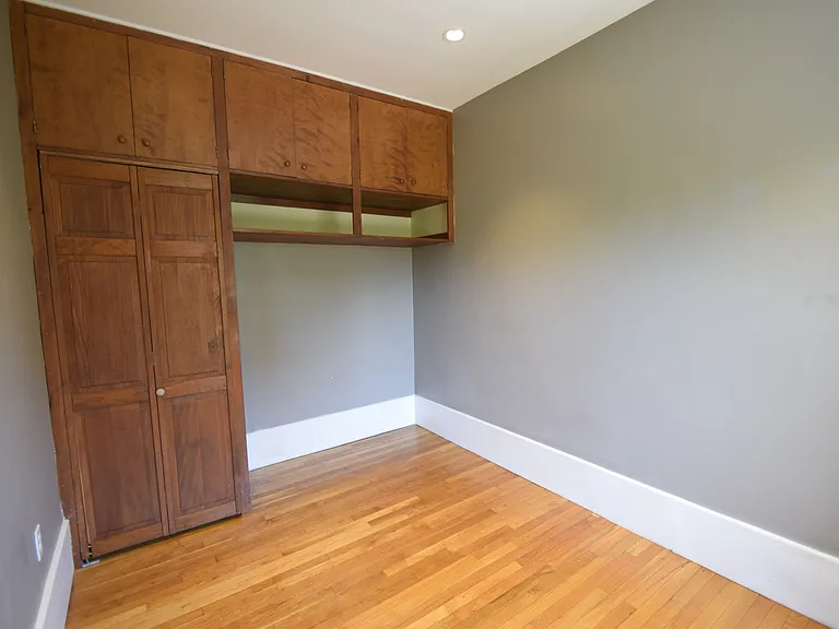 1402 Beacon St #3 — Photo 16
