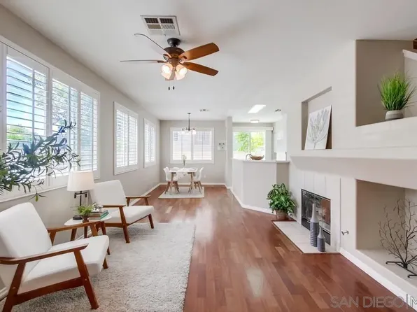 11865 Spruce Run Dr APT C, San Diego, CA 92131