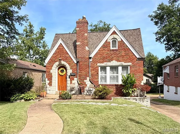 7537 Hiawatha Ave, Saint Louis, MO 63117