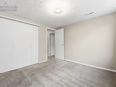 4 bed, 2910 sqft, $850 — Photo 3