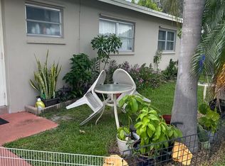 1226 N 56th Ave, Hollywood, FL 33021