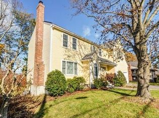 245 Riverside Dr, Dedham, MA 02026