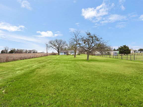 4th image of 410 Pritchett Rd