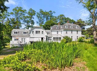 1 Steamboat Wharf Road, Brooksville, ME 04617
