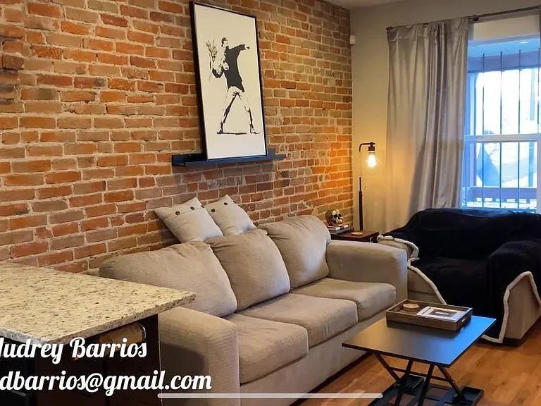 3359 N Williams St — Photo 5