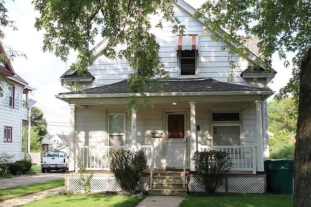918 Wilcox St photo 1