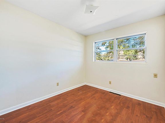 5th image of 8005 Patou Dr N