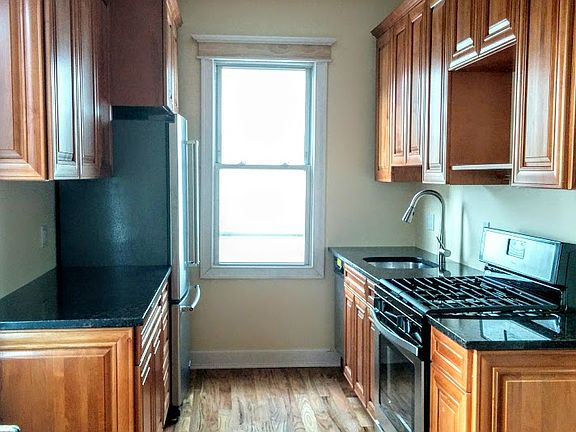 2nd image of 9706 125th St
