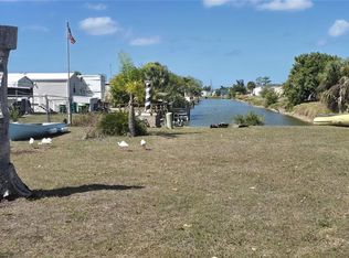 1480 Blue Heron Dr, Englewood, FL 34224