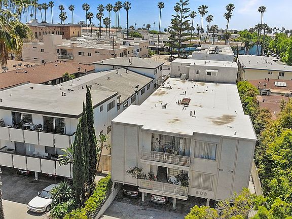 2nd image of 808 5th St APT 1