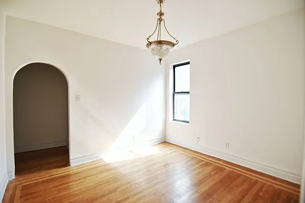 Rented by Bohemia Realty Group | media 7