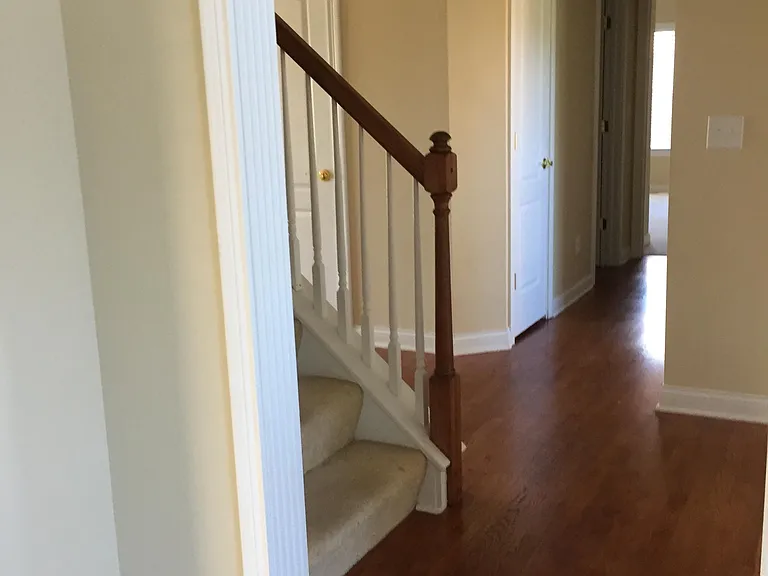 605 Mannington Pl — Photo 7