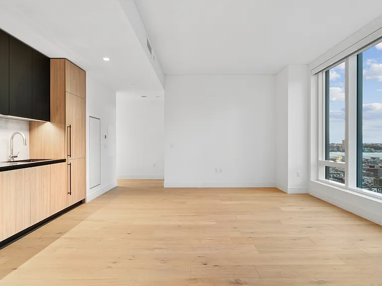 312 W 43rd St #34H — Photo 7