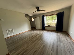 200 Hickory Dr #B, Morehead City, NC 28557