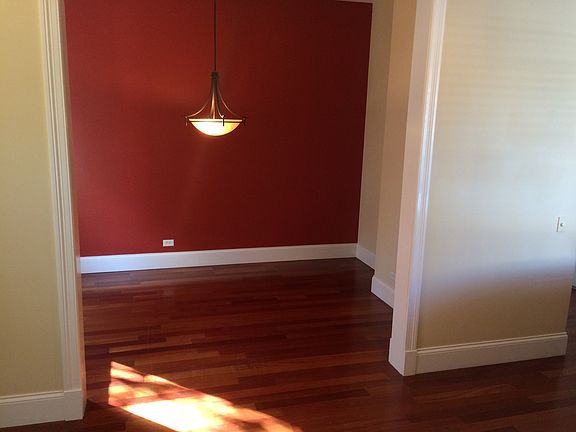 5th image of 1120 W Oakdale Ave #Three