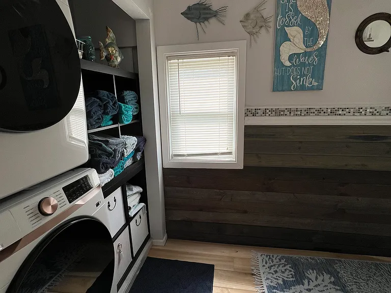 320 Linden St — Photo 18