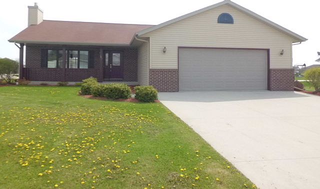 1st image of 152 Foxglove Ln